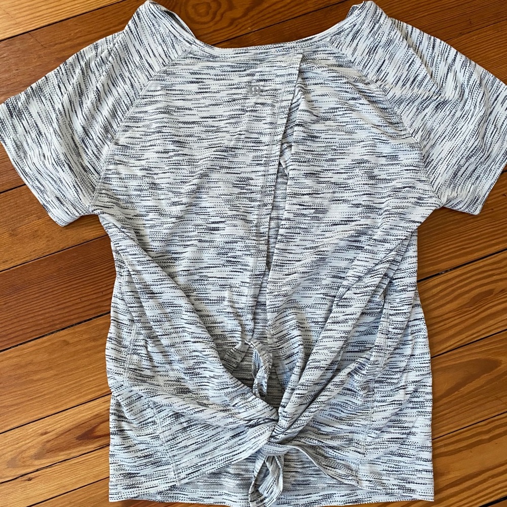 Lululemon Tie Back Tee